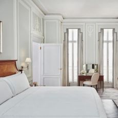 A hotel bedroom in Claridge's hotel