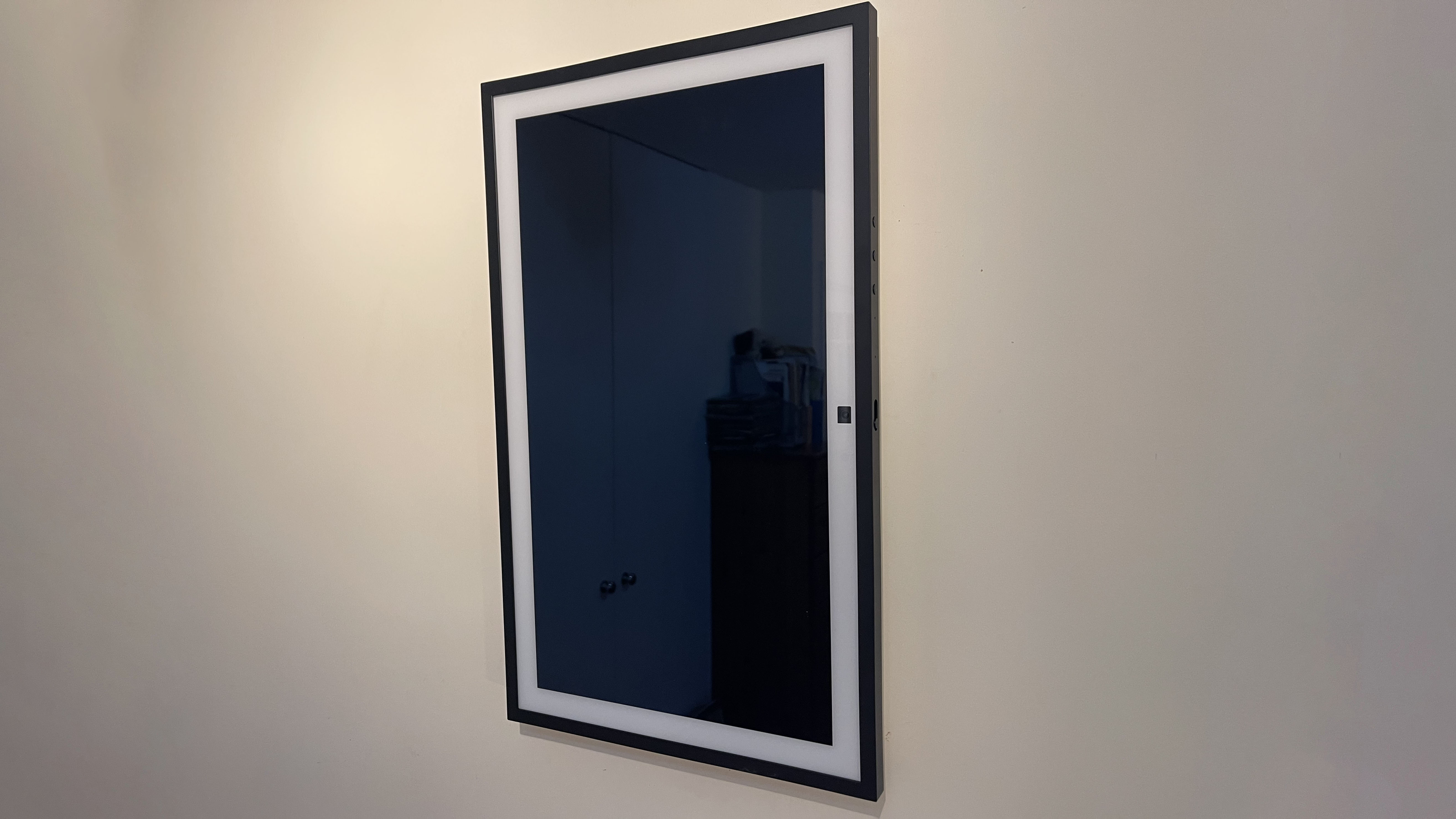 Amazon Echo Show 21 mounted on wall