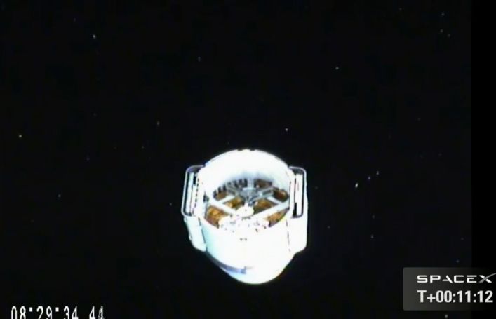 SpaceX's Dragon Space Capsule Visible in Southern Night Sky | Space