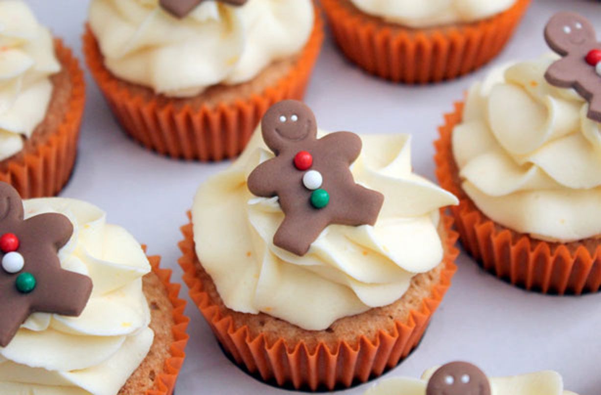 Gingerbread cupcakes with clementine buttercream