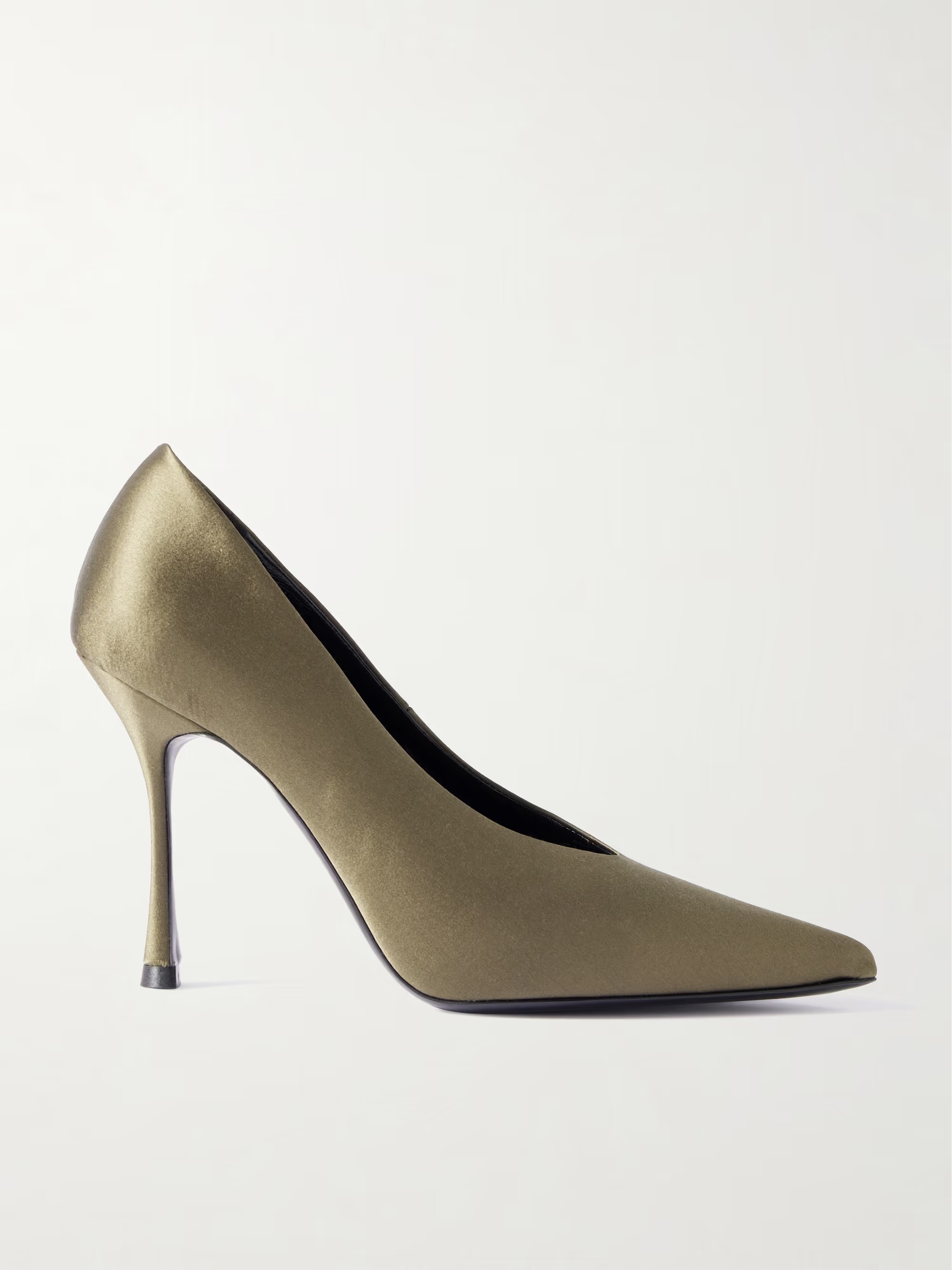 Jude, Kiss Satin Pumps