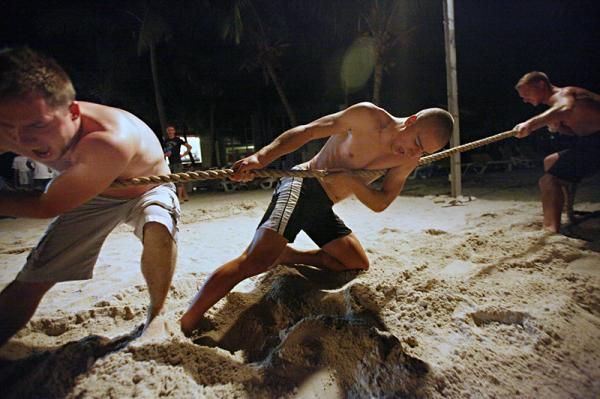 Fly-weight Peter Sagan is at a distinct disadvantage in the tug of war
