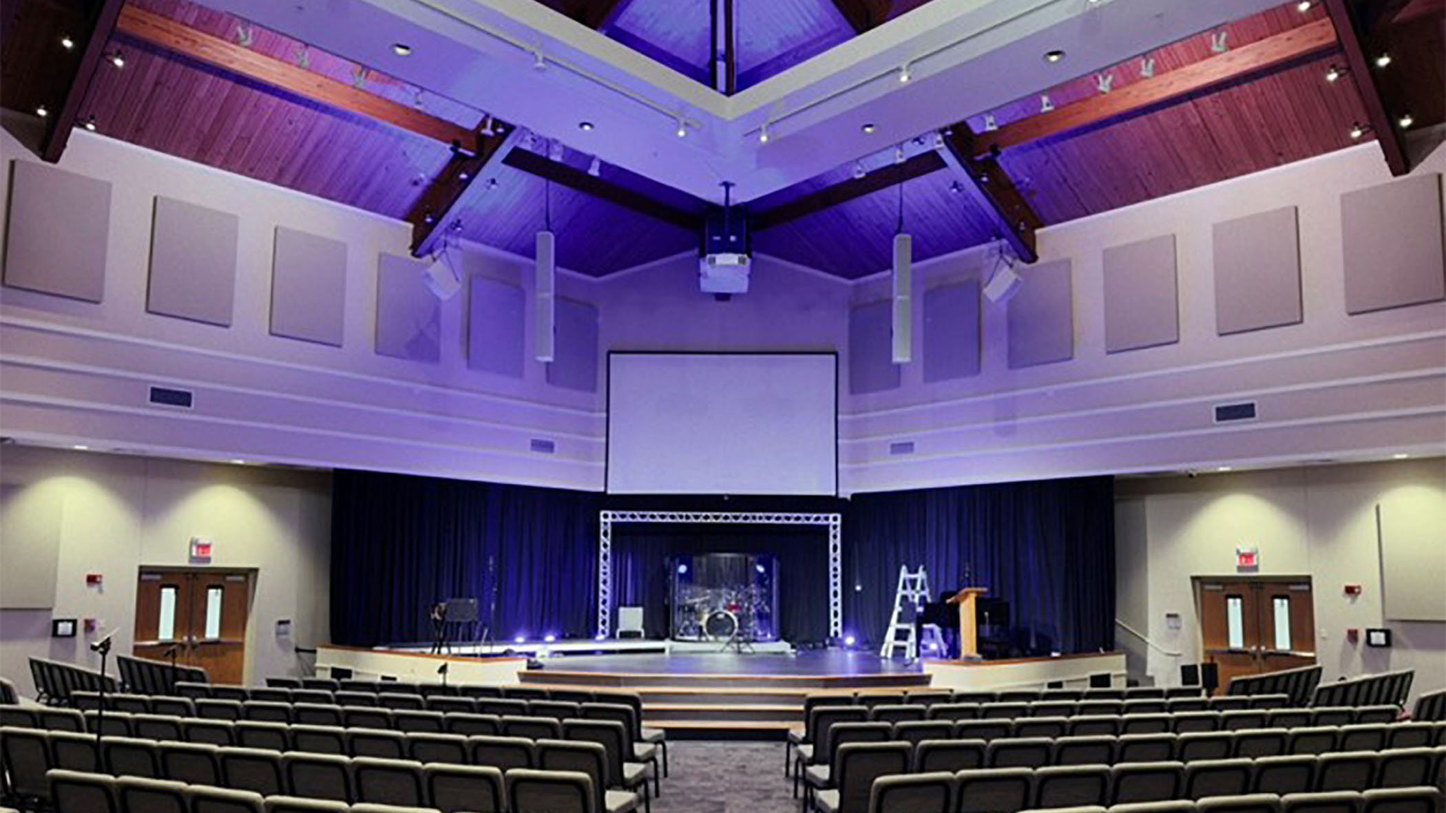 EAW&rsquo;s AC6 ADAPTive column loudspeakers and RS Series subwoofers deliver even coverage in Christ Covenant&rsquo;s vaulted﻿diamond‑shaped worship center.