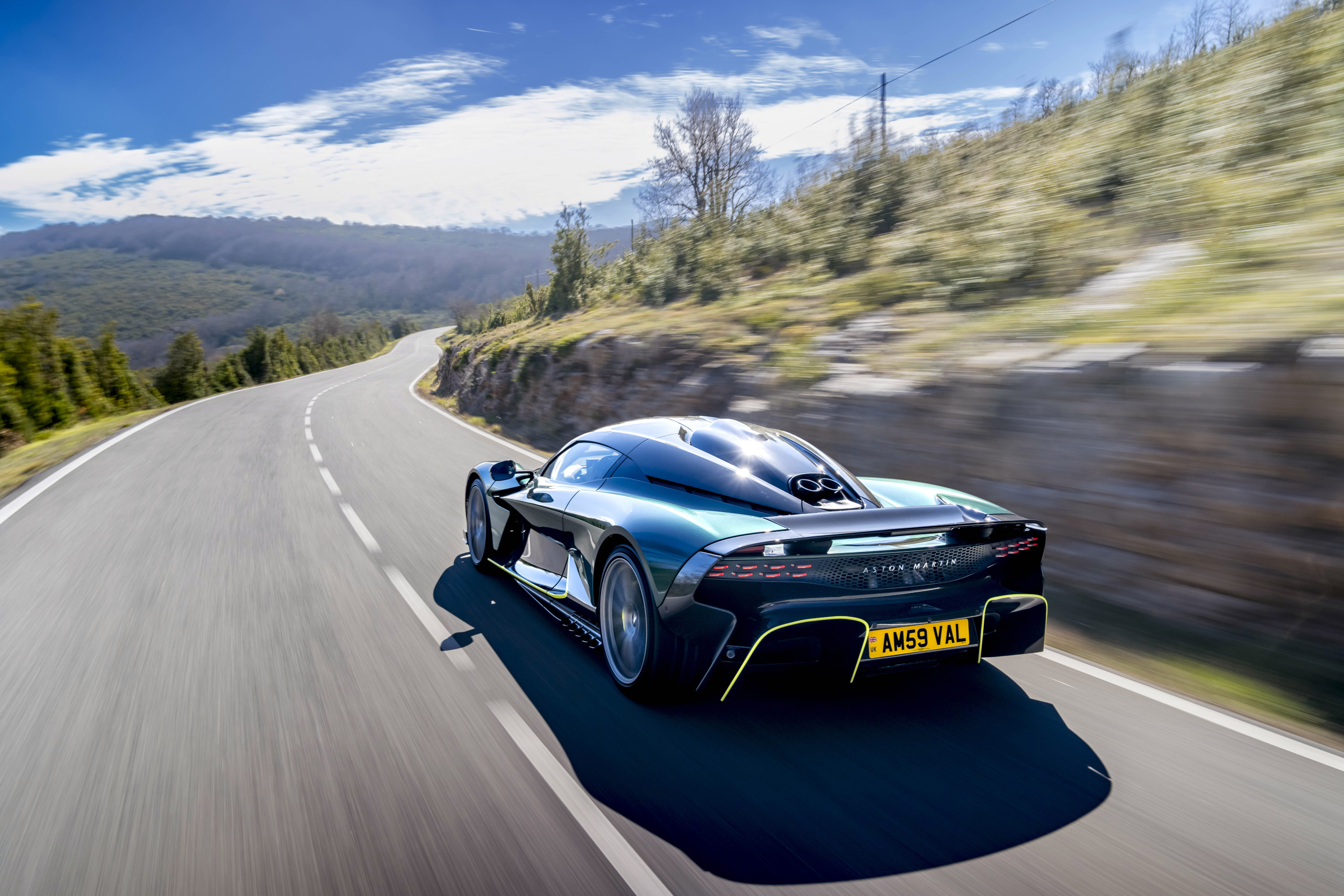 Aston Martin Valhalla