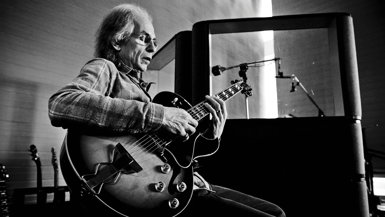 Steve Howe is Kisser’s musical hero