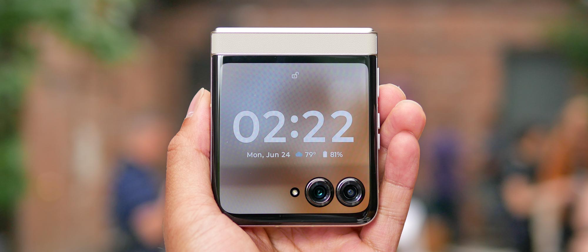 Motorola Razr 2024 hands-on.