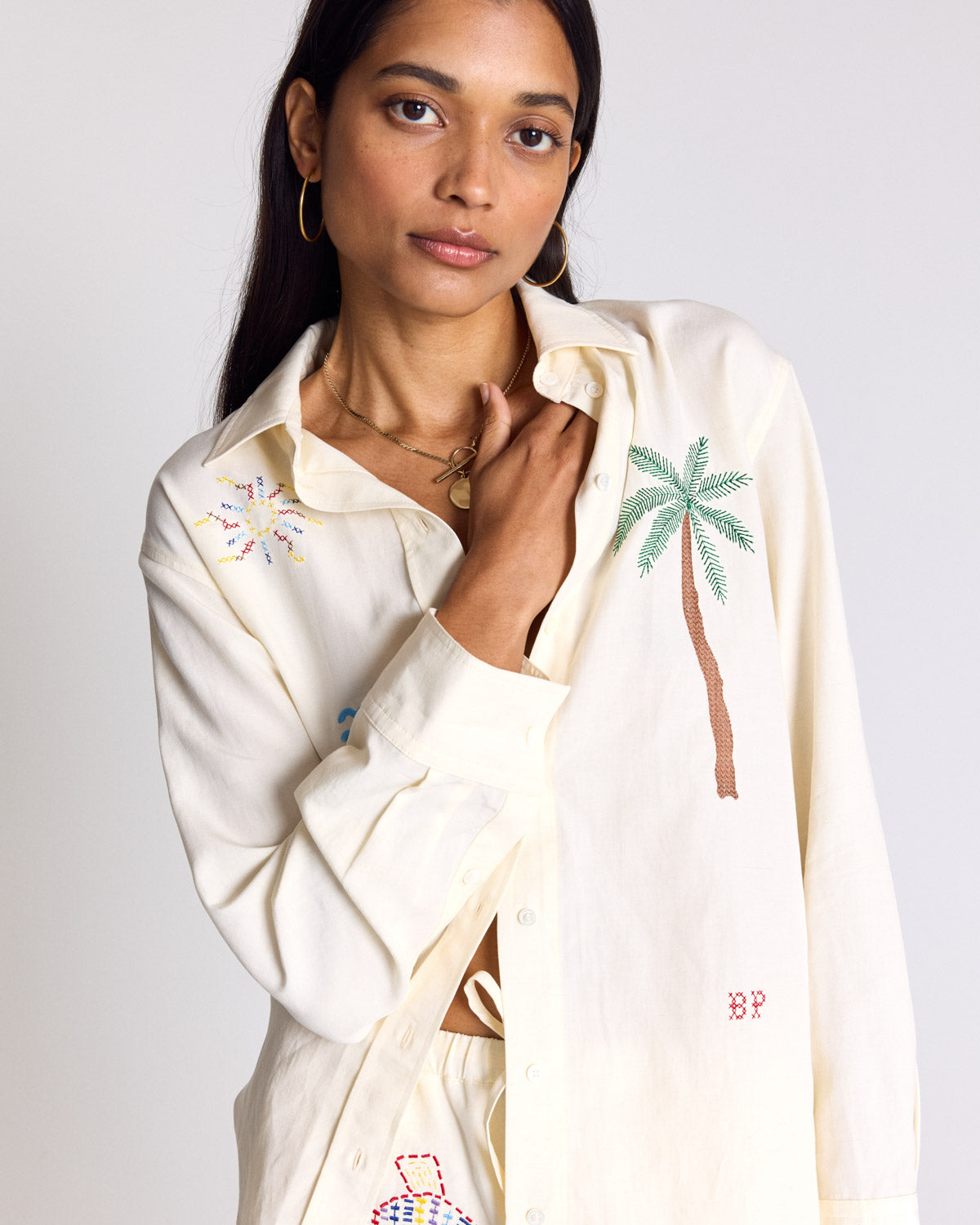 Anne Ivory White Shirt With Multicolored Embroidery
