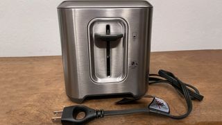 Breville Bit More 4-Slice Toaster special assist plug