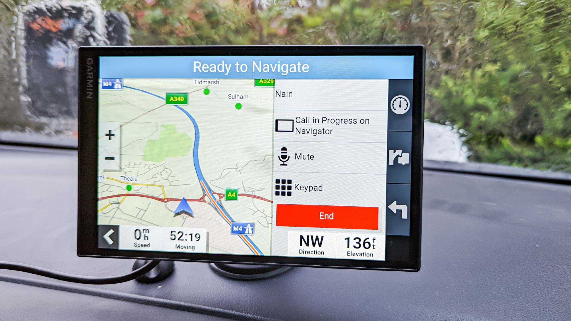 Garmin drivesmart 86 display on dash