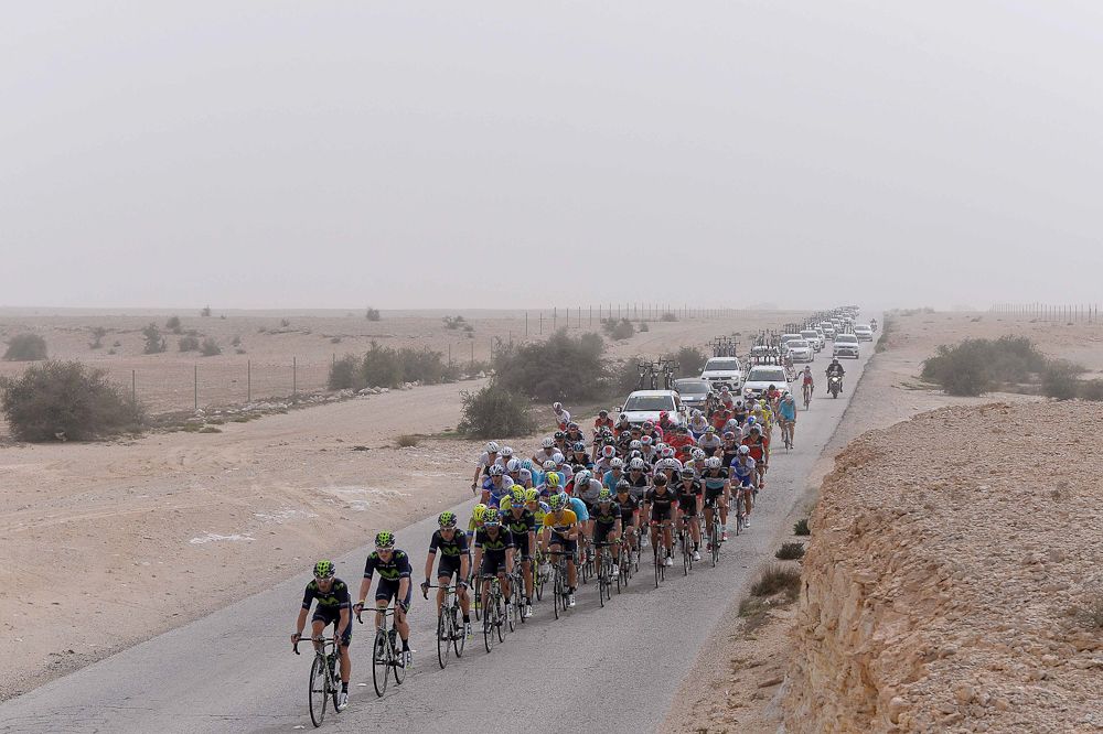 Windstorms battered the peloton during stage 2 in Qatar.