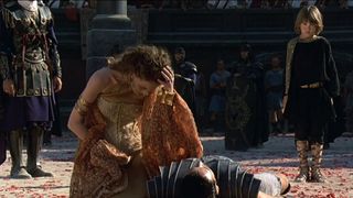 Lucius and Lucilla during Maximus's death scene in Gladiator (2000)