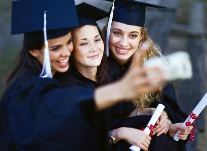 Bryant University to students: Don't take graduation selfies