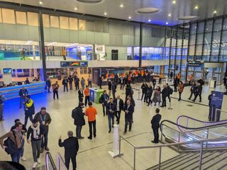 Lobby area of RAI Amsterdam filling up with people