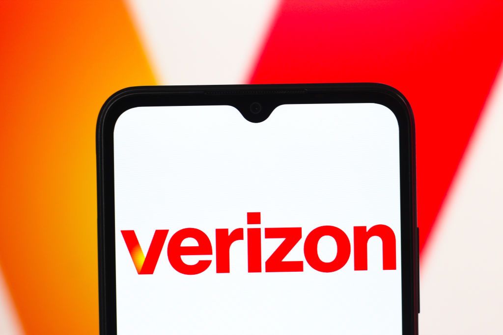 How Verizon’s Free Phone Deals Work