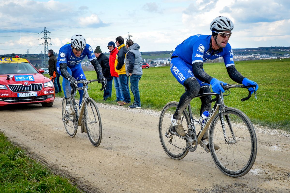 Marcel Kittel struggling on the gravel roads