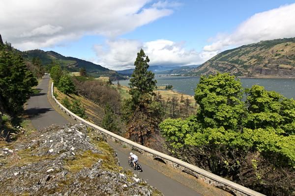 The last part of the course runs over an auto-free pedestrian/cycle path.
