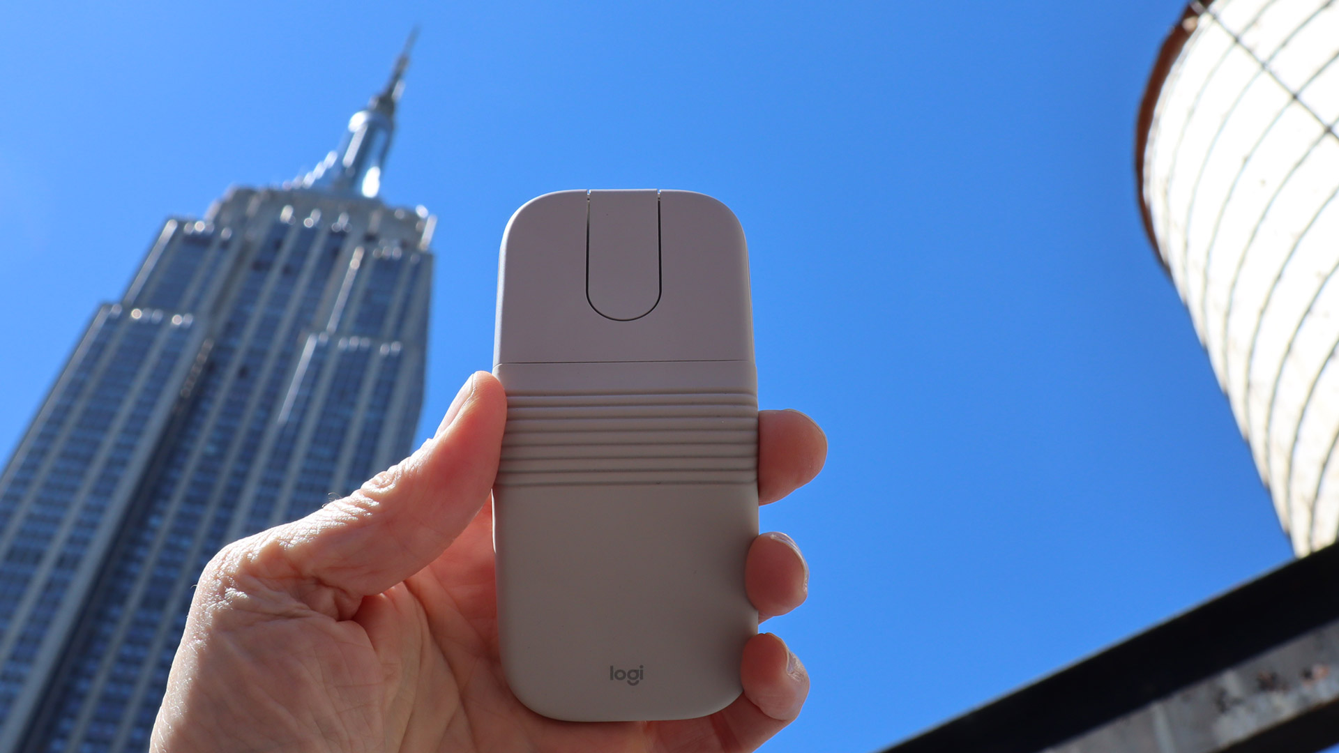 Logitech Mobi Fold
