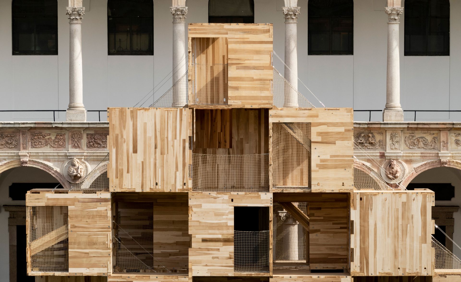 AHEC, Waugh Thistleton Architects and Arup pavilion