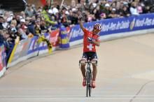 Fabian Cancellara (Saxo Bank) celebrates his win