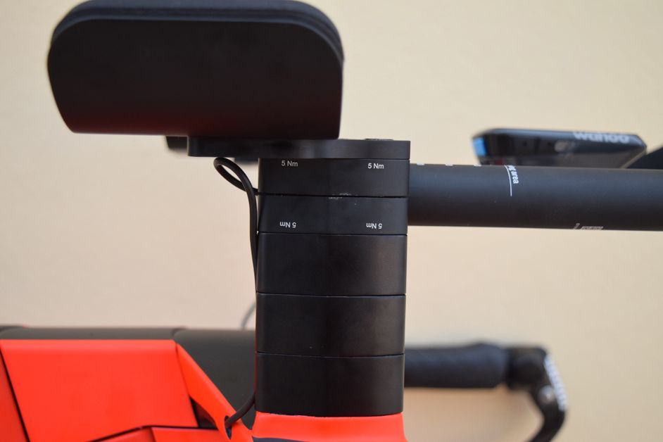 Dowsett has plenty of stack on his bar extensions