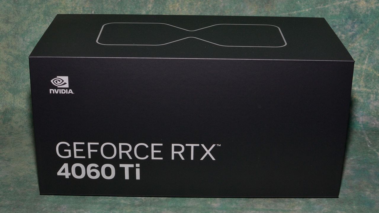 Nvidia GeForce RTX 4060 Ti Founders Edition photos and unboxing