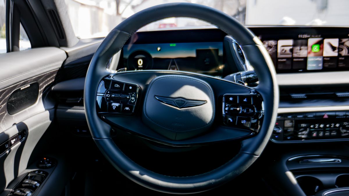 2026 Genesis G90 test drive.