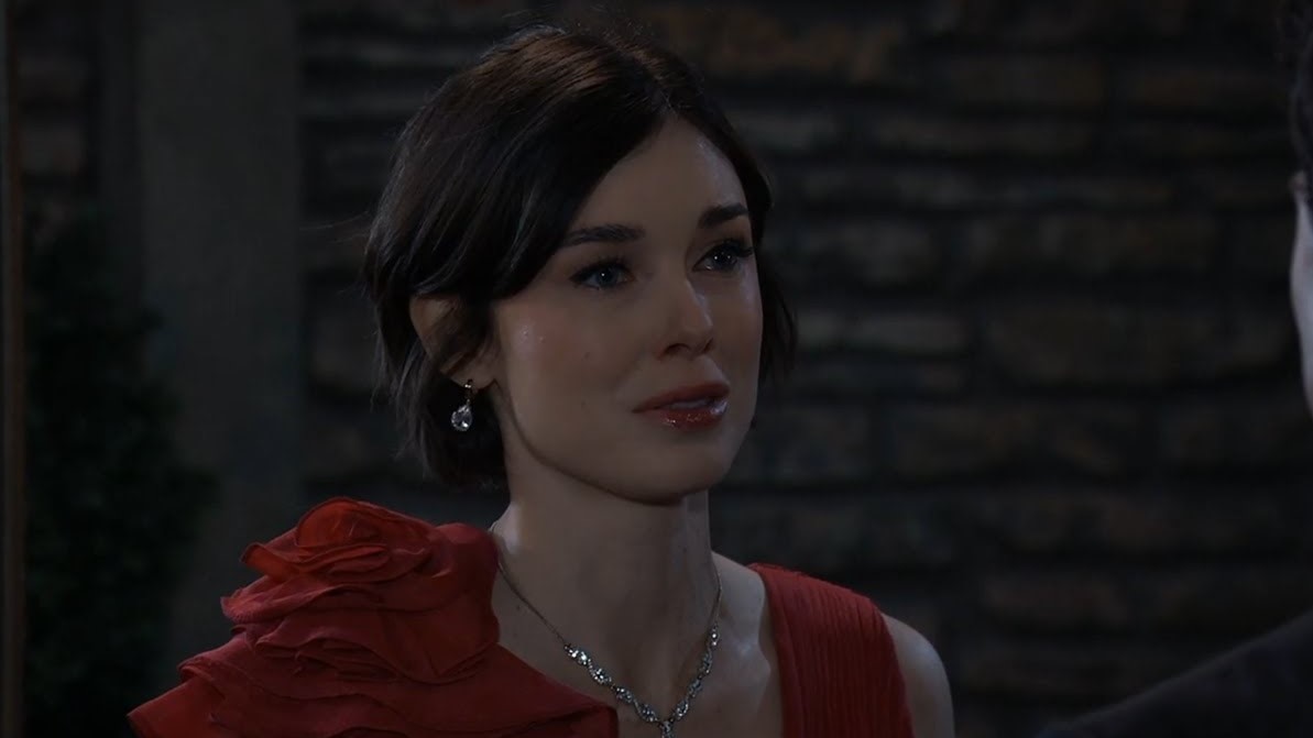 Katelyn MacMullen as Willow in a red dress in General Hospital