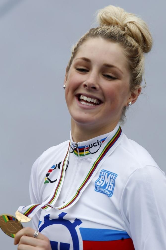 Macey Stewart (Australia) took the rainbow jersey in the Junior Women's time trial