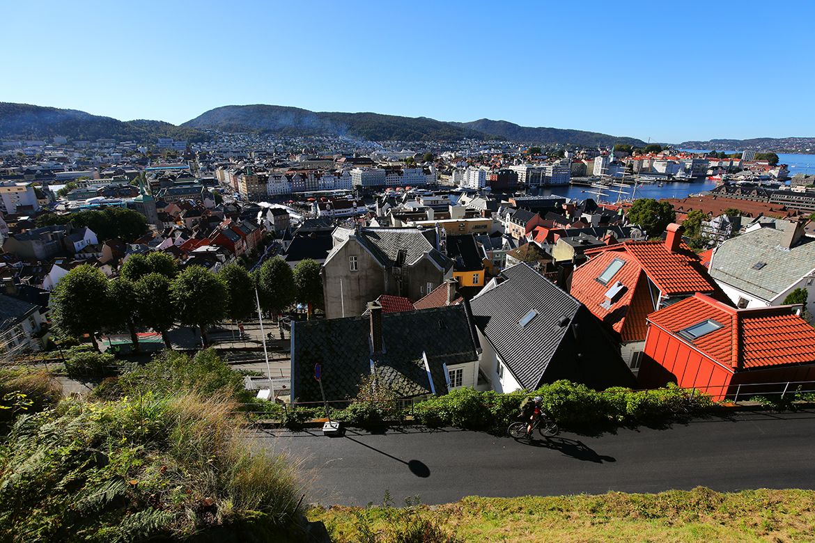 Bergen hosts TTT course recons ahead of Sunday's racing