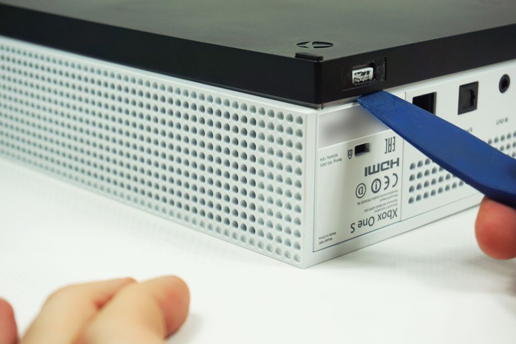 How to open an Xbox One S console for repair Windows Central