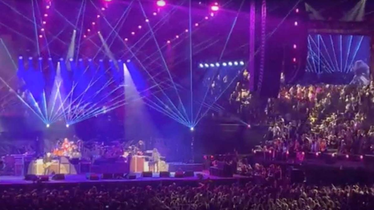 Watch Tool's Danny Carey fill Neil Peart's seat with Rush at Taylor Hawkins Tribute