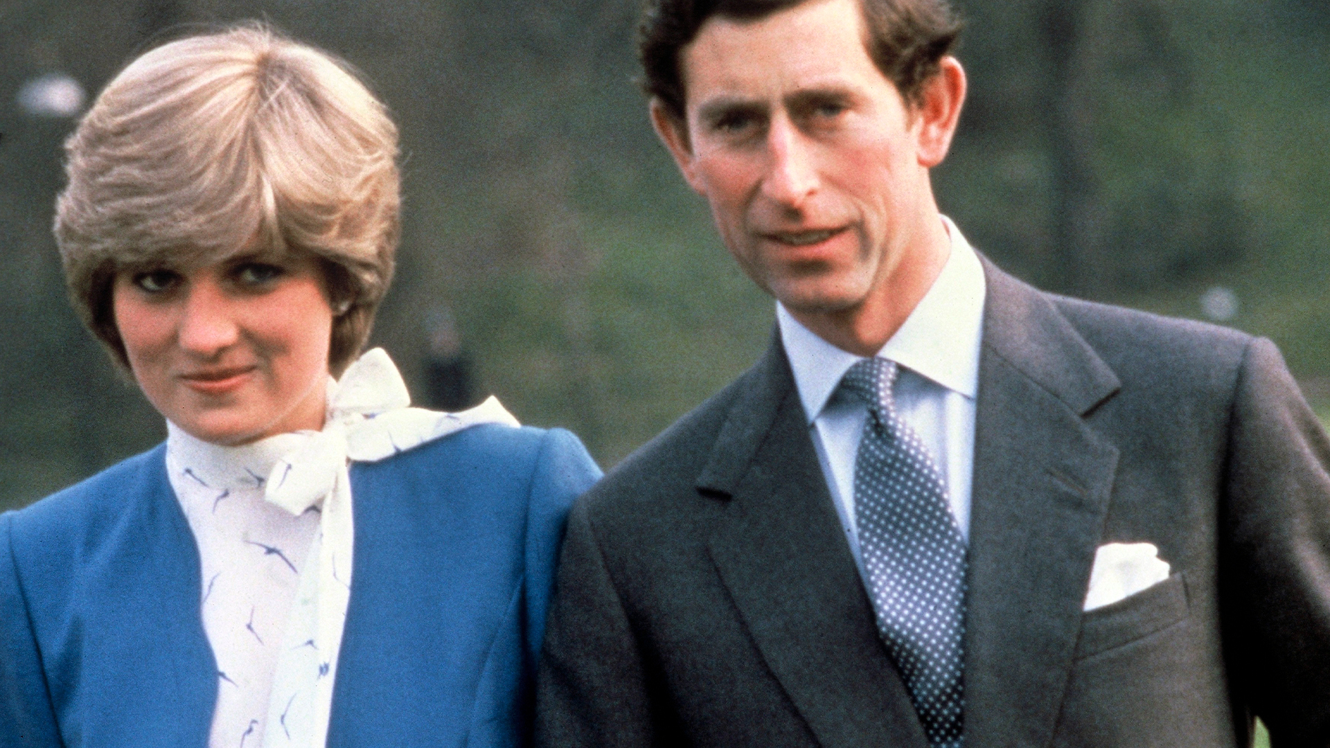 These are the makeup products Princess Diana wore for her famous ...