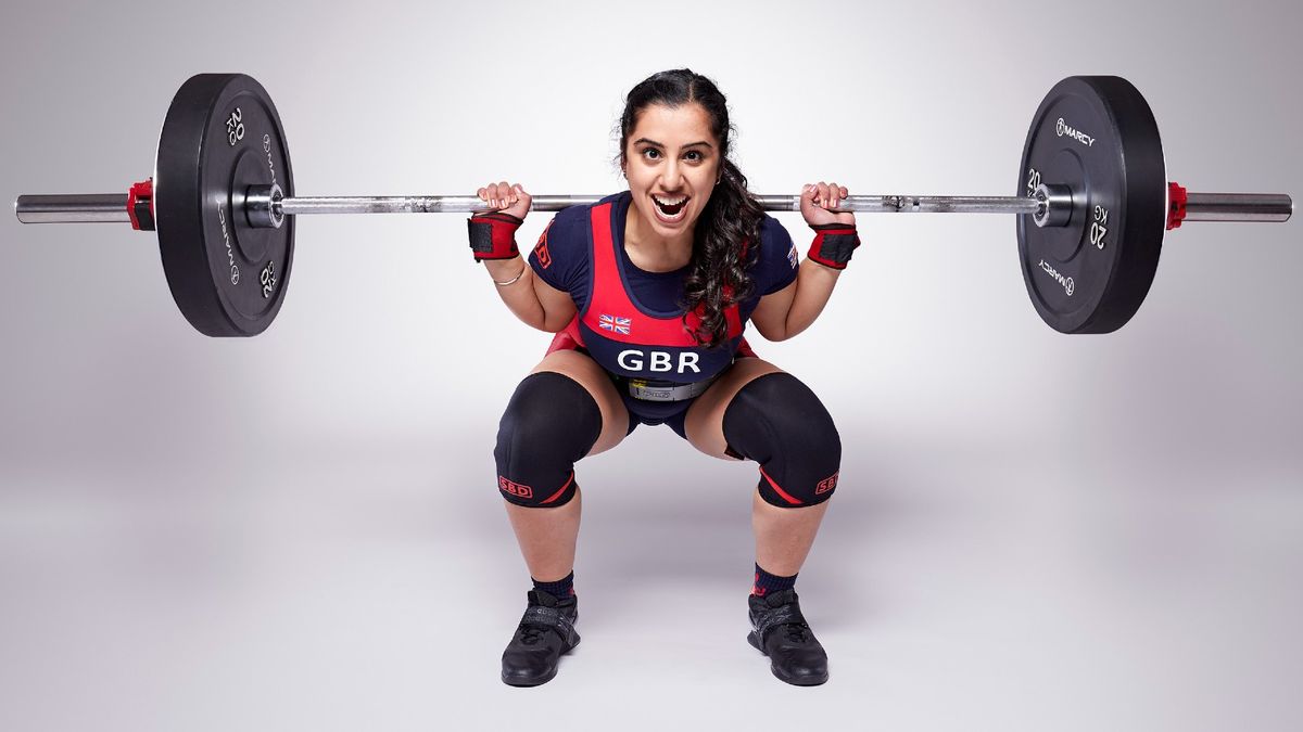 This British Woman Holds The Guinness World Record For Most Bodyweight 