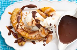 Banana split with chocolate coconut sauce