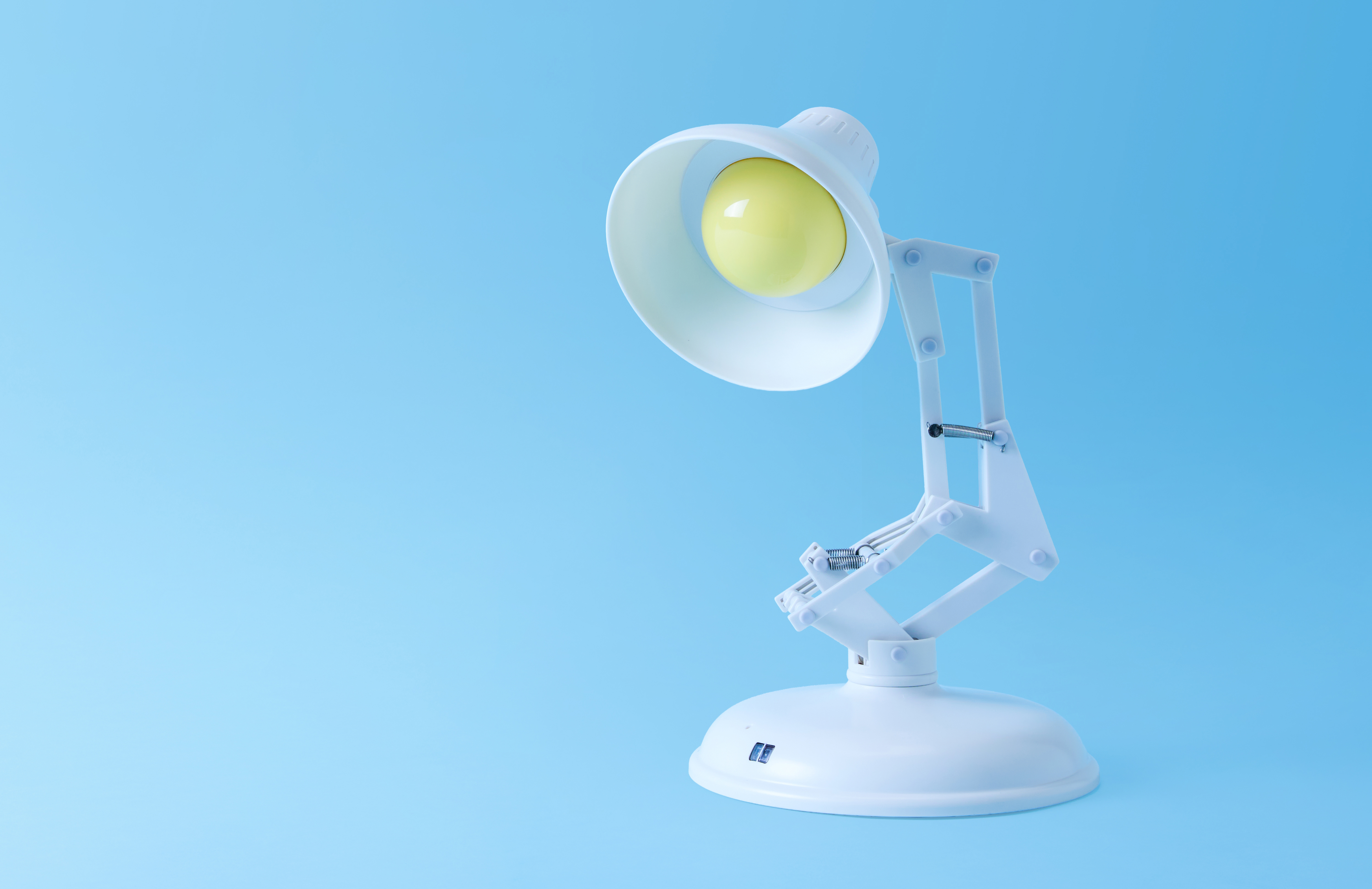 Pixar Lamp – D23 The Ultimate Disney Fan Event 7