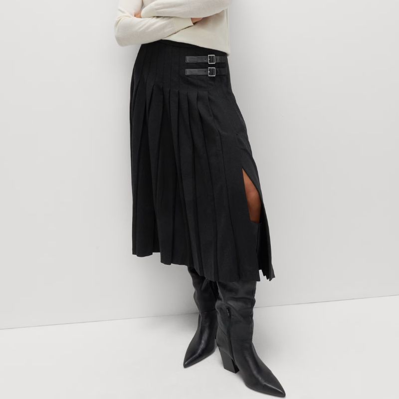 Pleated Side Split Maxi Skirt on model 