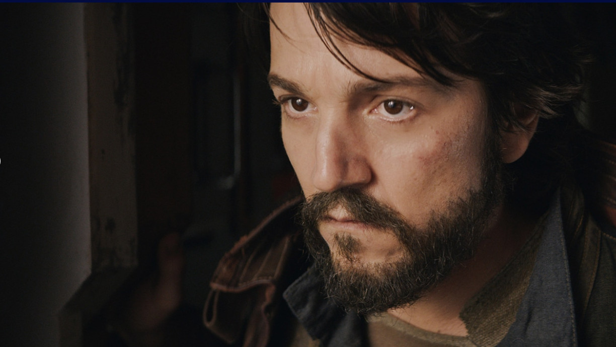 Diego Luna i rollen som Cassian Andor på Disney+.