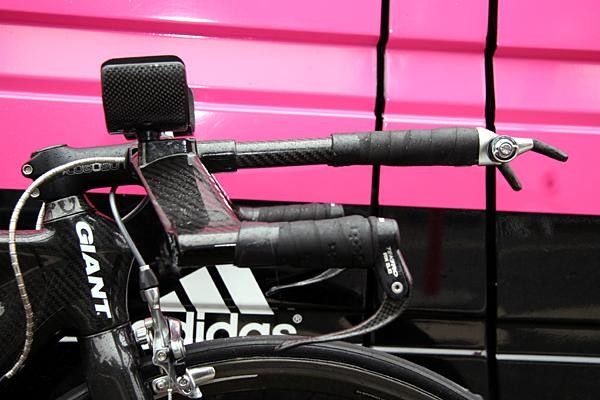 A side-view of Rogers' time trial bars.