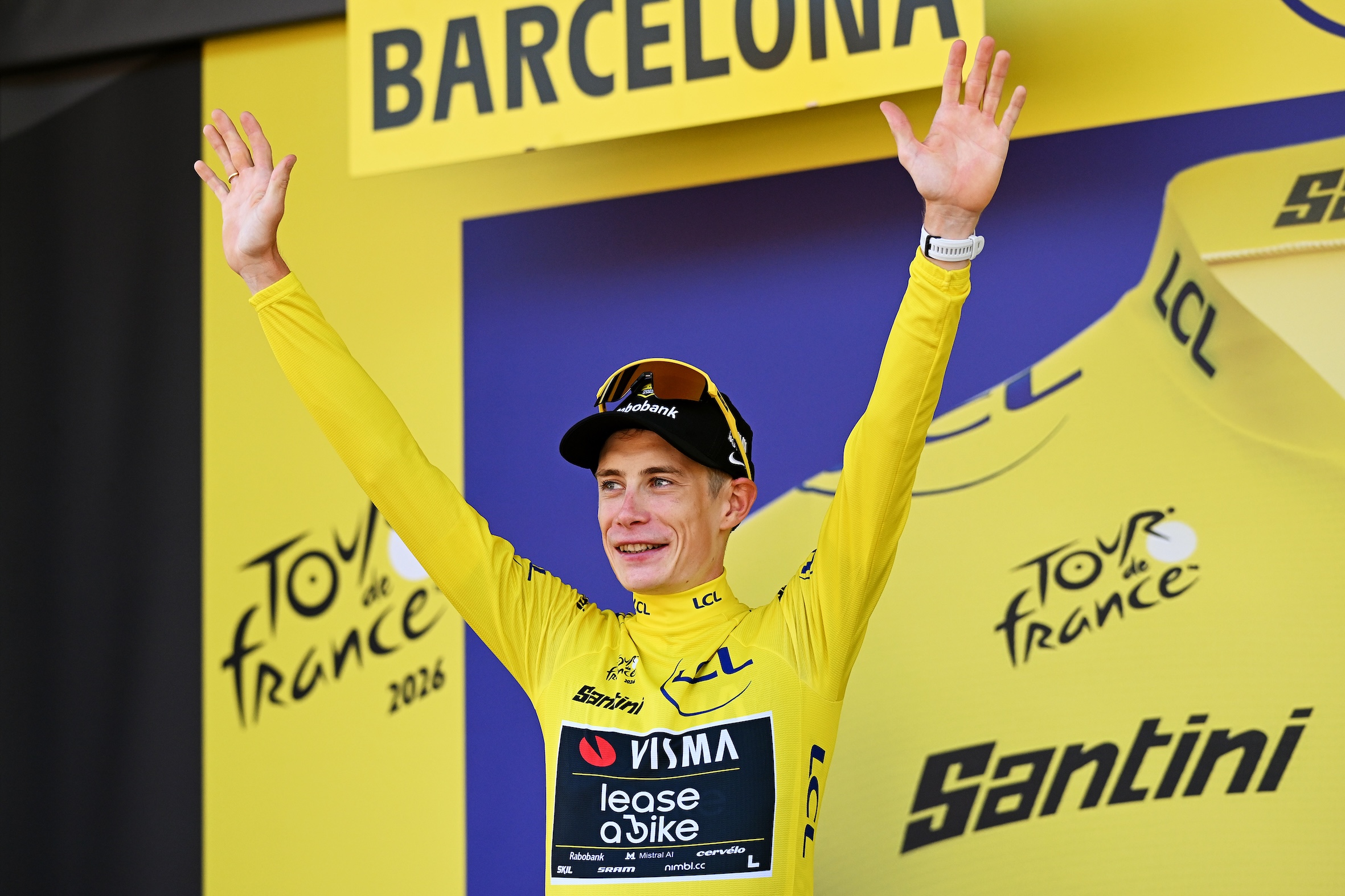 Jonas VIngegaard takes yellow jersey stage 1 tour de France 2026