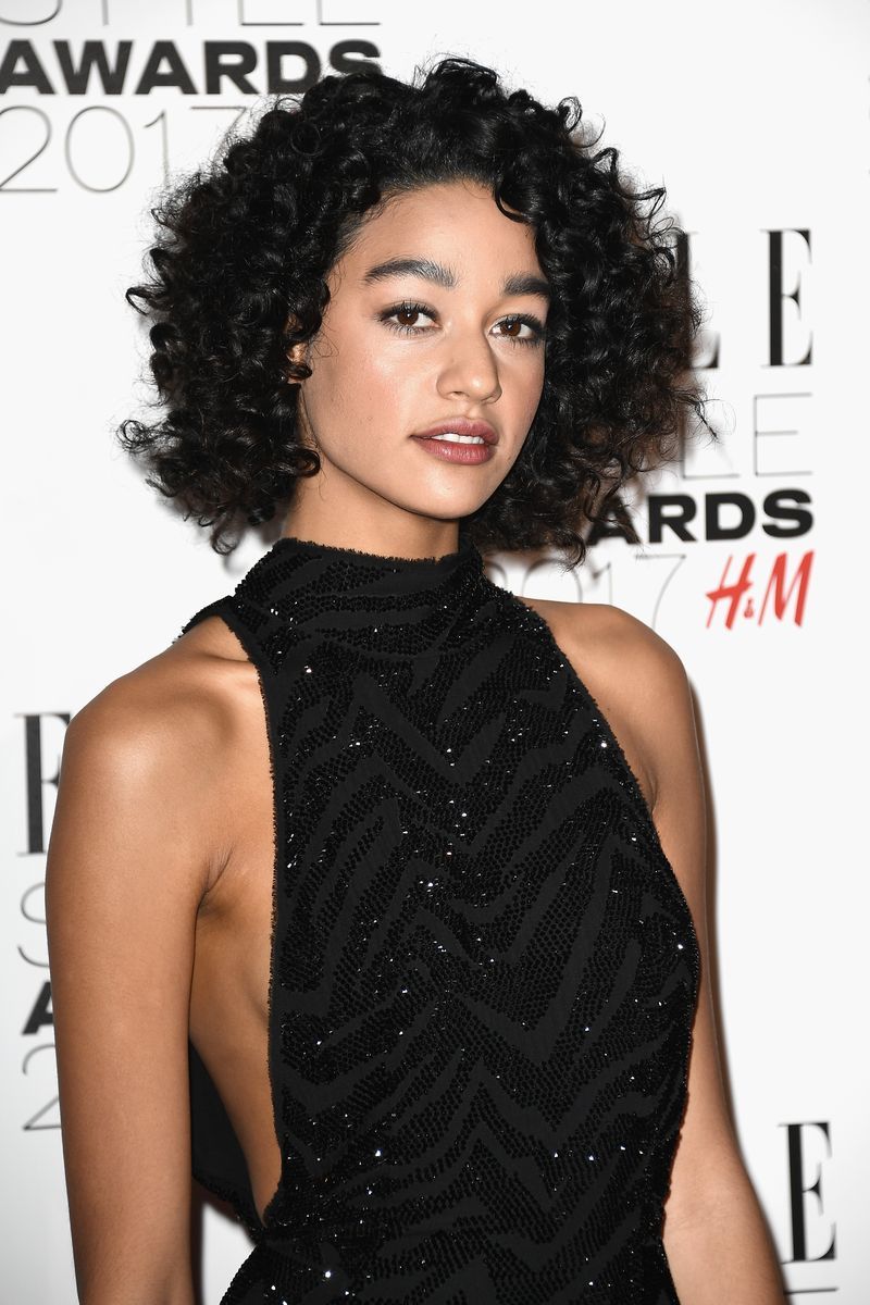 Hair, Hairstyle, Black hair, Shoulder, Ringlet, Lip, Dress, Long hair, Cocktail dress, Jheri curl,