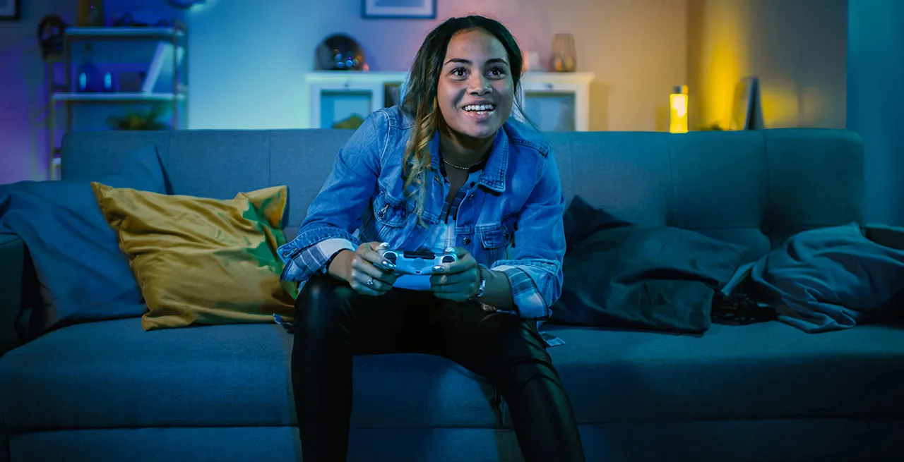 Woman playing a game on a low-latency network