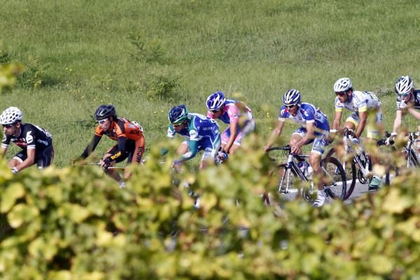 The G.P. Beghelli included some hilly sections in the Italian countryside