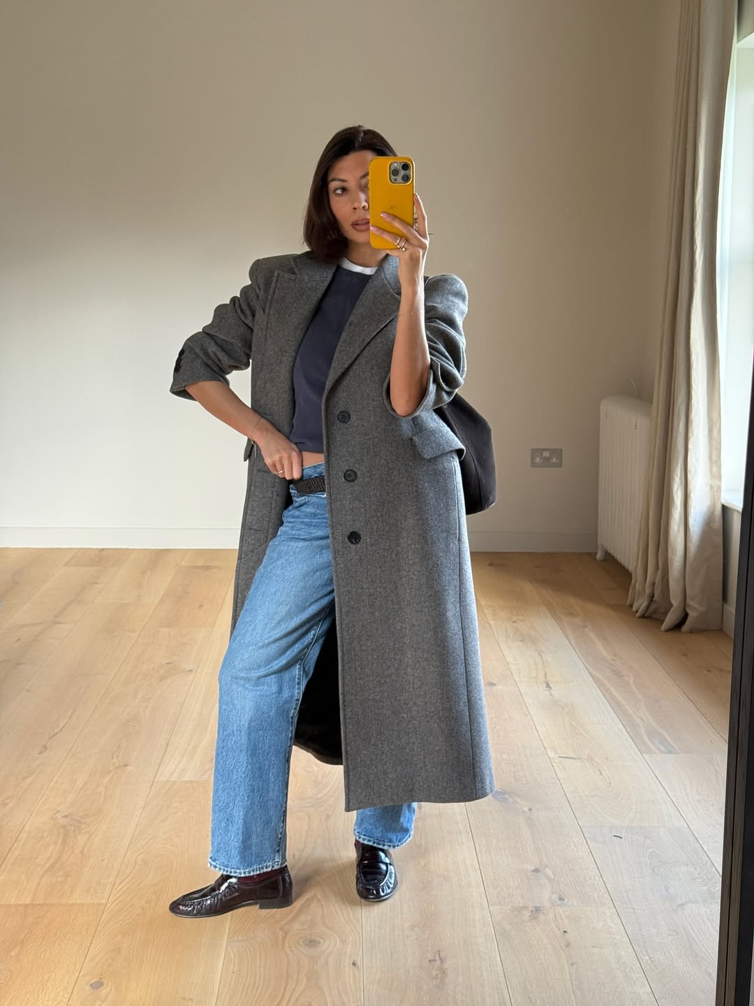 Jeans with loafers outfits