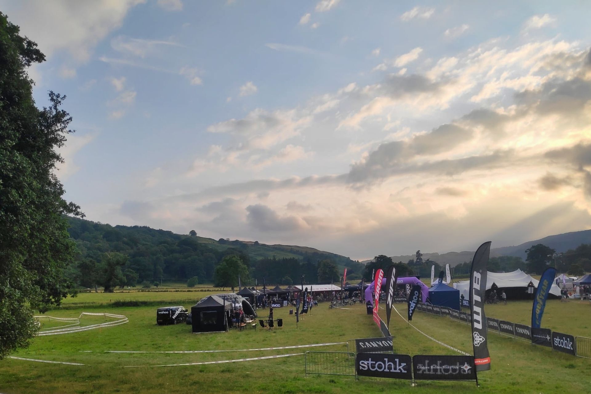 Image shows Grinduro gravel event.