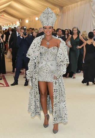 Rihanna Dressed Like the Pope at the 2018 Met Gala | Marie Claire