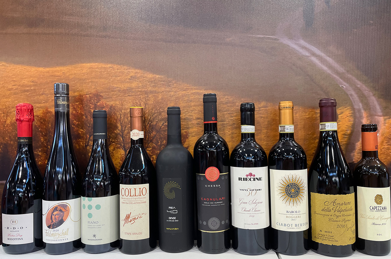 DWWA-top-wines-at-Vinitaly.jpg