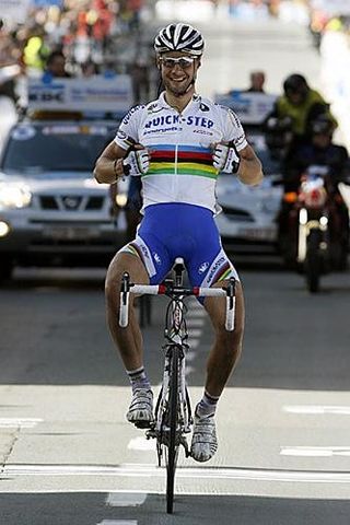 A pic from last year: Boonen celebrates his second win - will he be able to make it three?