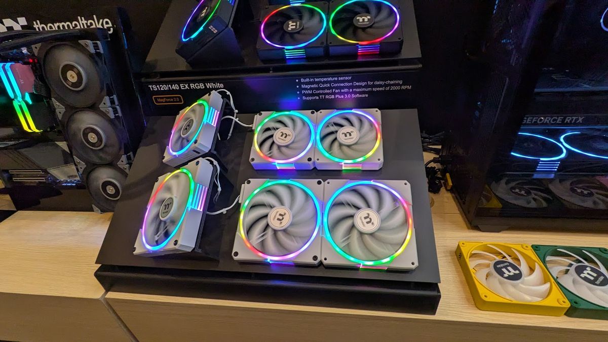 Thermaltake TS120 / 140