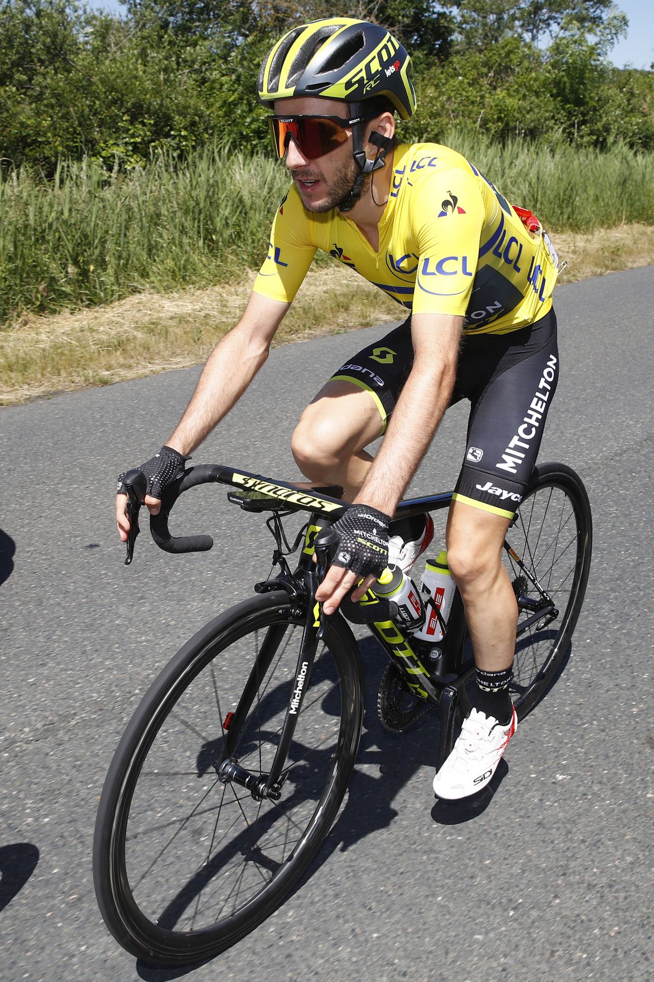 Race leader Adam Yates (Mitchelton-Scott)