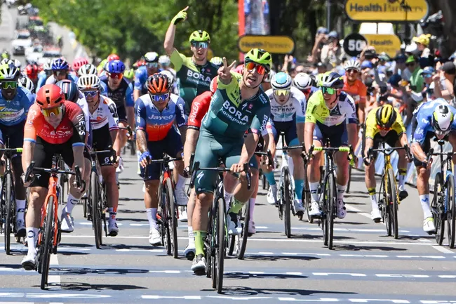 Sam Welsford vince a Campbelltown (foto: Getty Images)